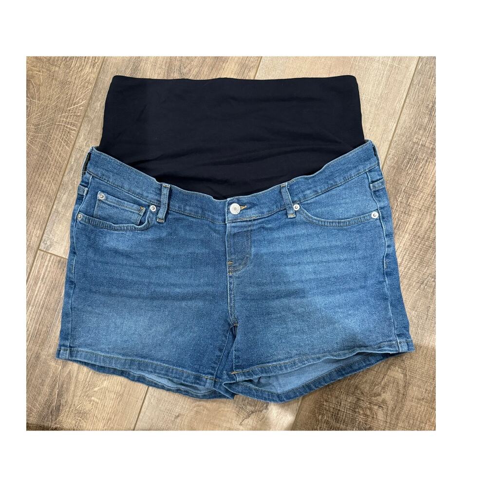 GAP Women's Maternity Full Panel Shorts Medium Wash Size 32 /14